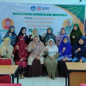 Sosialisasi Kurikulum Merdeka Universitas Adzkia Hadirkan Dua Praktisi Sekolah Penggerak